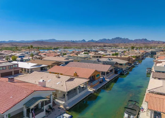 Oceans 11, Canal Front Family Fun, 60-ft Dock